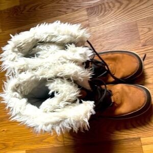 Never used winter boots. Waterproof leather